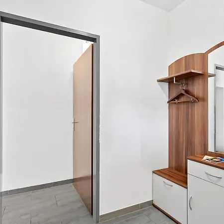 Erholung Pur Nahe Krankenhaus & Uni Mit Parkplatz! Appartement Graz