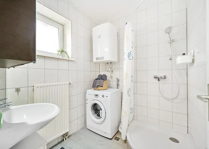 Erholung Pur Nahe Krankenhaus & Uni Mit Parkplatz! Graz